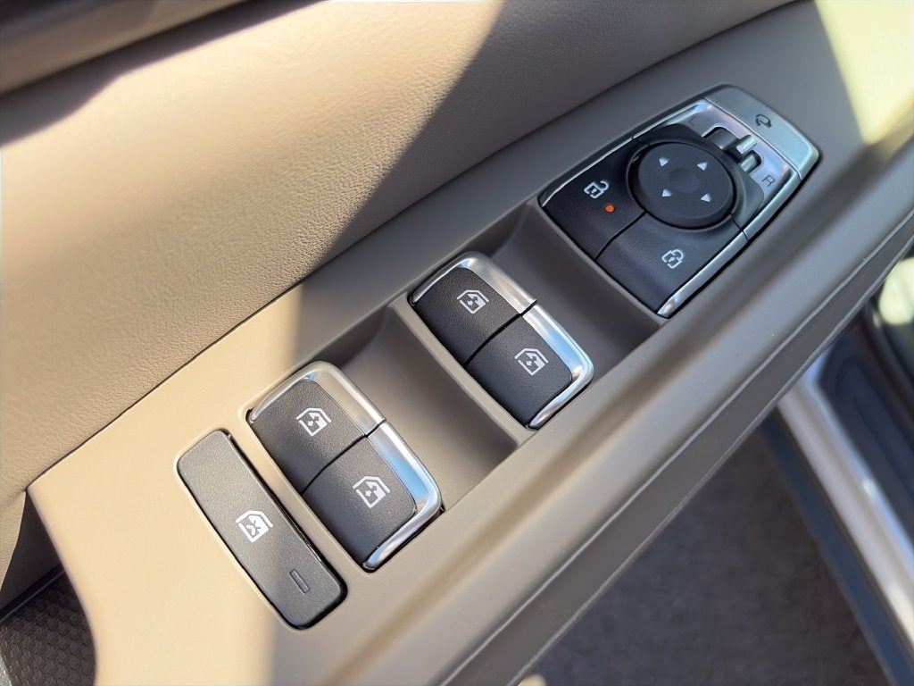 2027 Kia Carnival EX