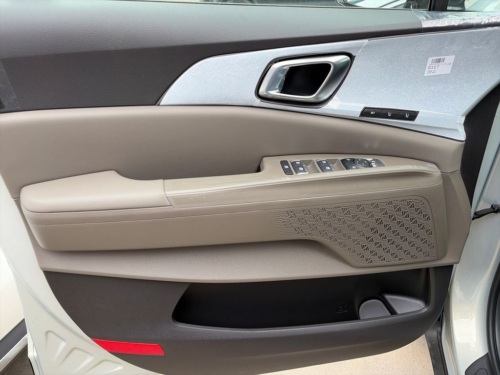 2026 Kia Carnival Hybrid Base
