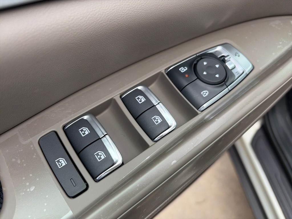 2026 Kia Carnival Hybrid Base
