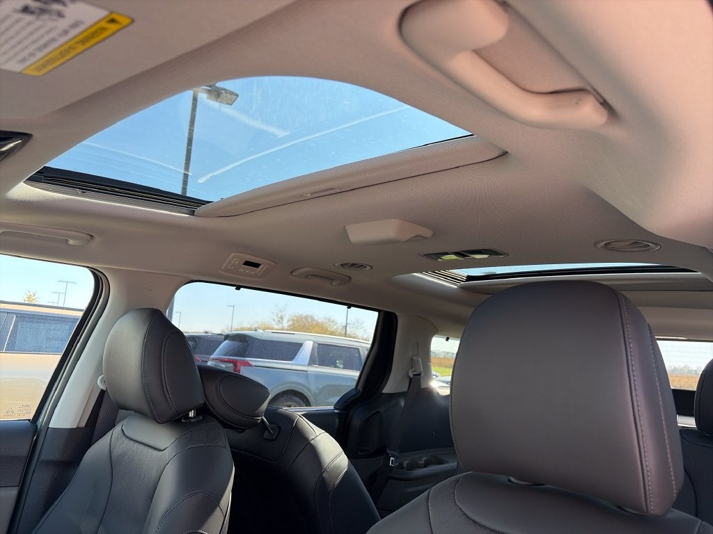 2027 Kia Carnival Hybrid SX