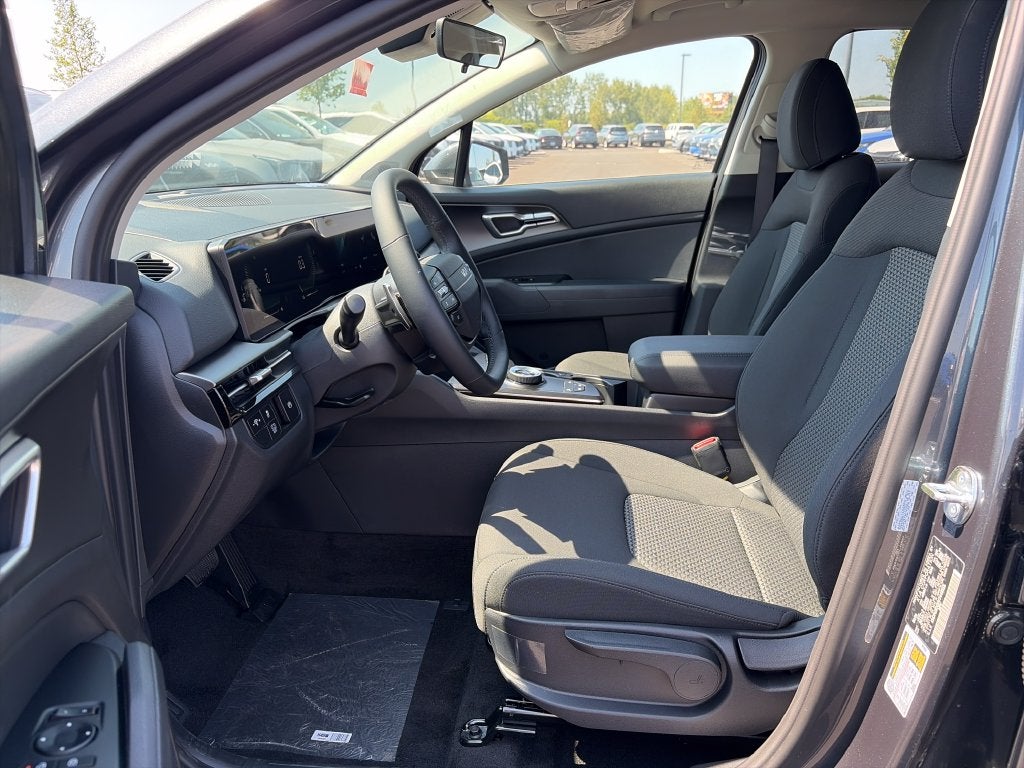 2027 Kia Sportage Hybrid LX
