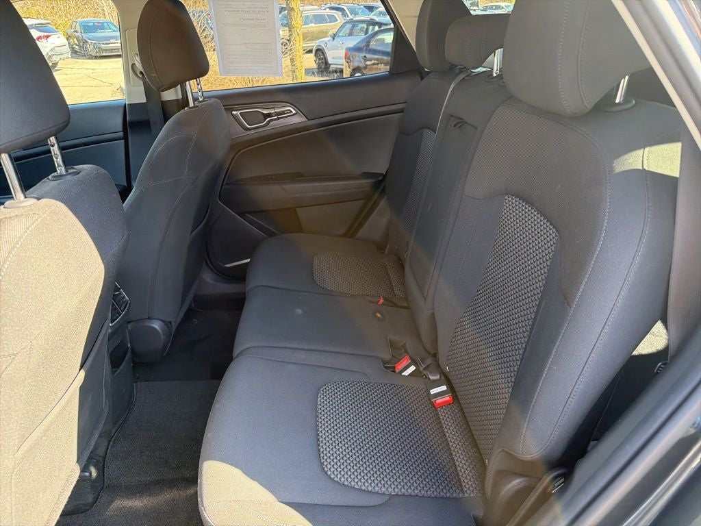 2023 Kia Sportage LX