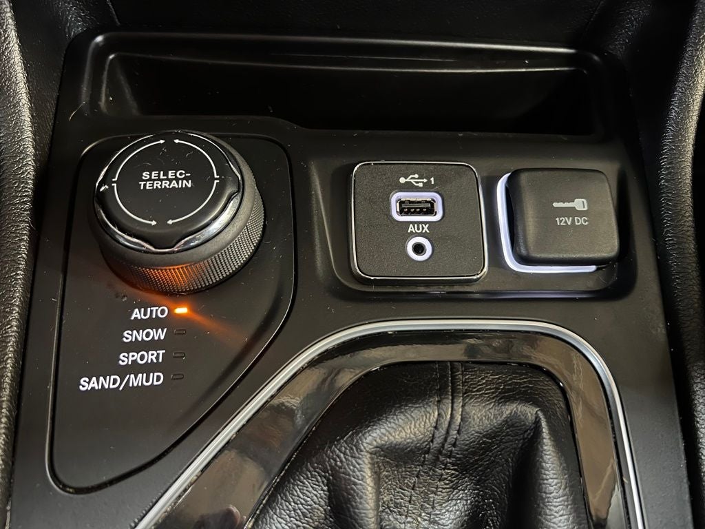 2021 Jeep Cherokee Altitude