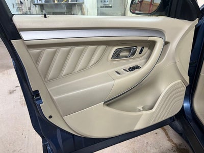 2018 Ford Taurus SEL