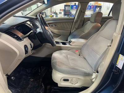 2018 Ford Taurus SEL