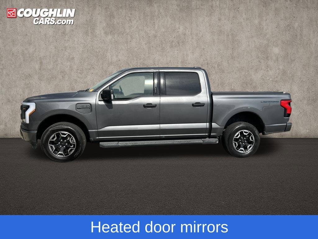2023 Ford F-150 Lightning XLT