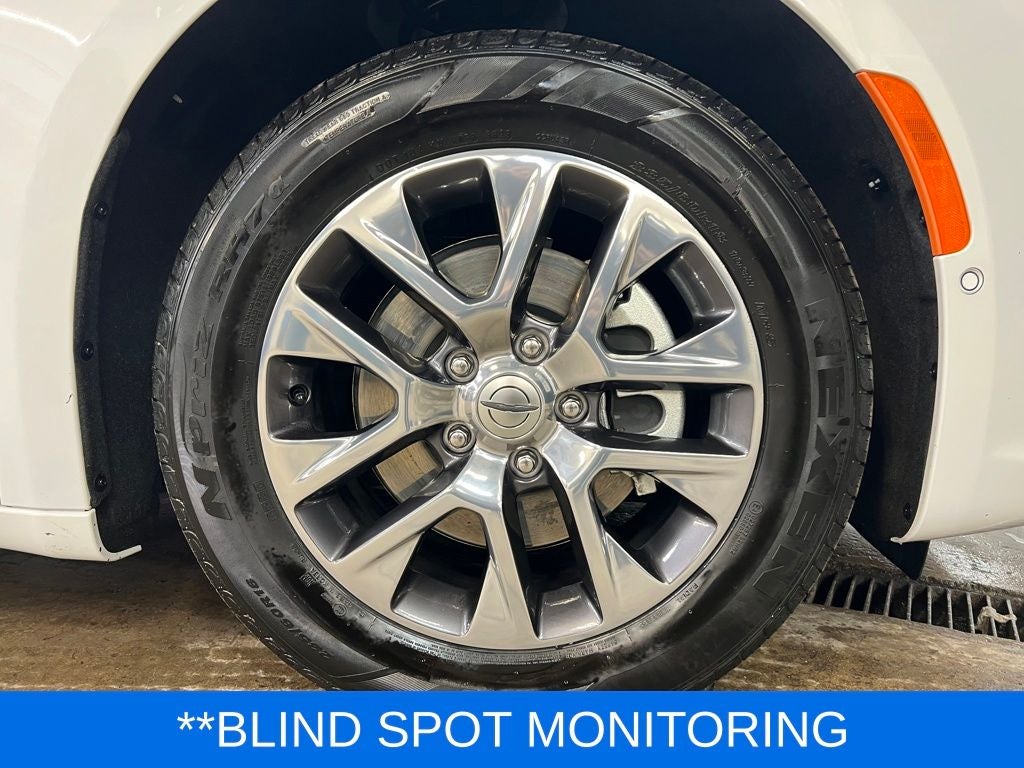 2024 Chrysler Pacifica Hybrid Pinnacle