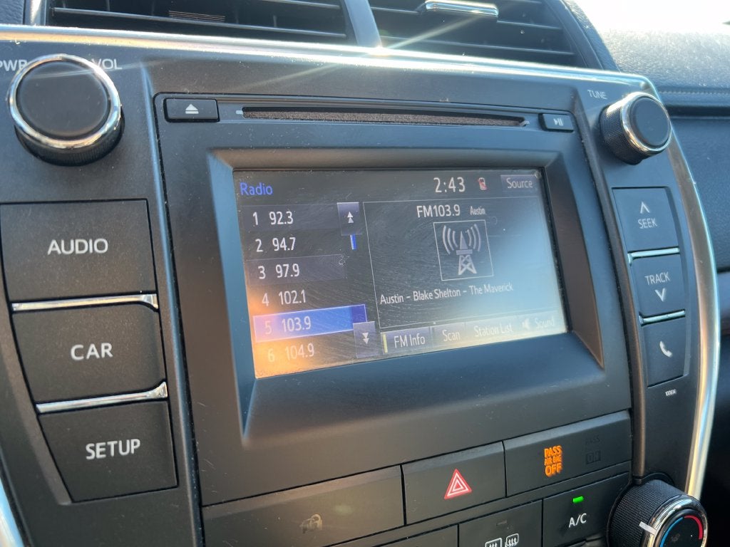 2017 Toyota Camry LE