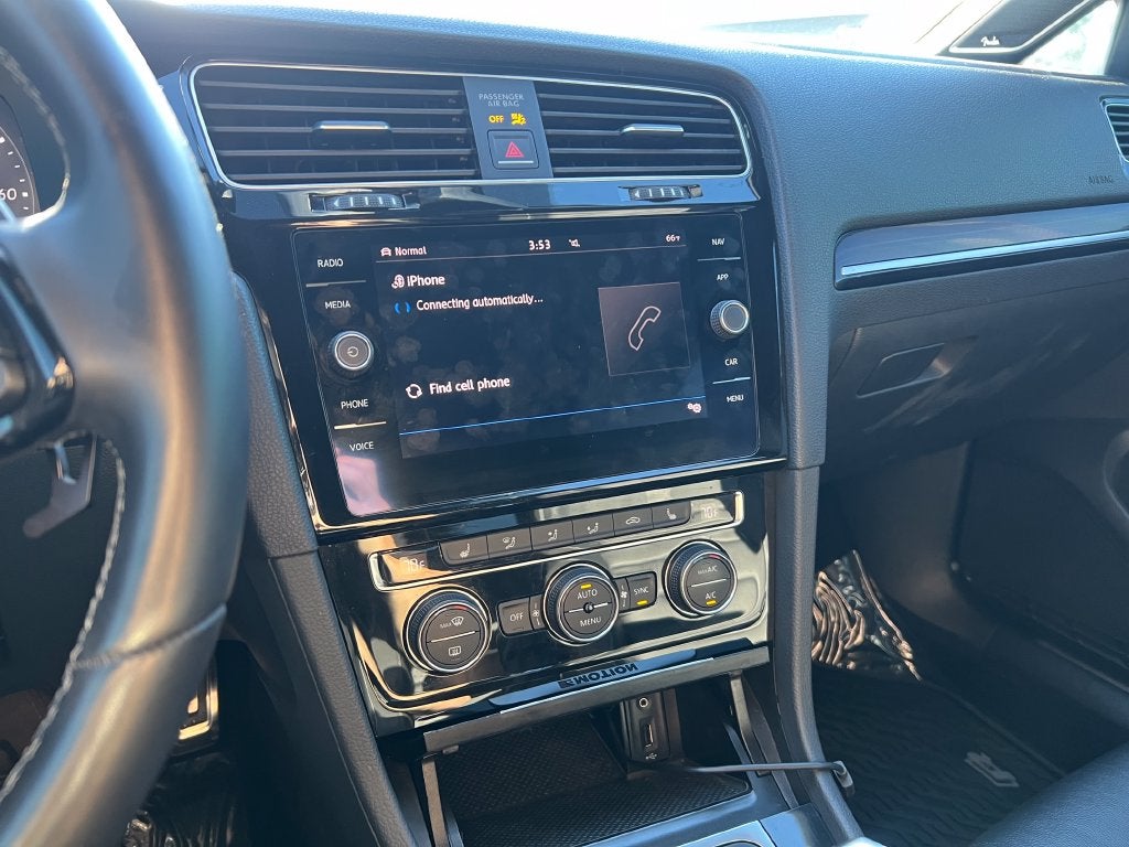 2018 Volkswagen Golf R DCC & Navigation 4Motion