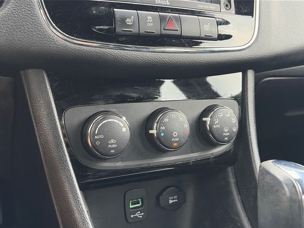 2012 Chrysler 200 Limited