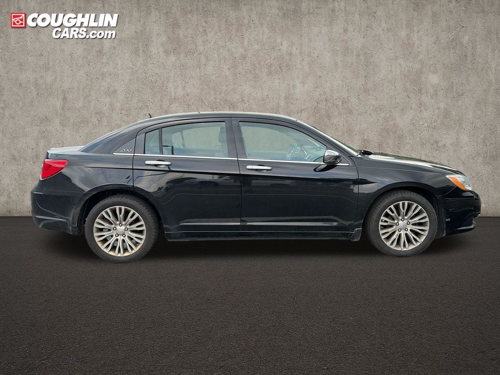 2012 Chrysler 200 Limited