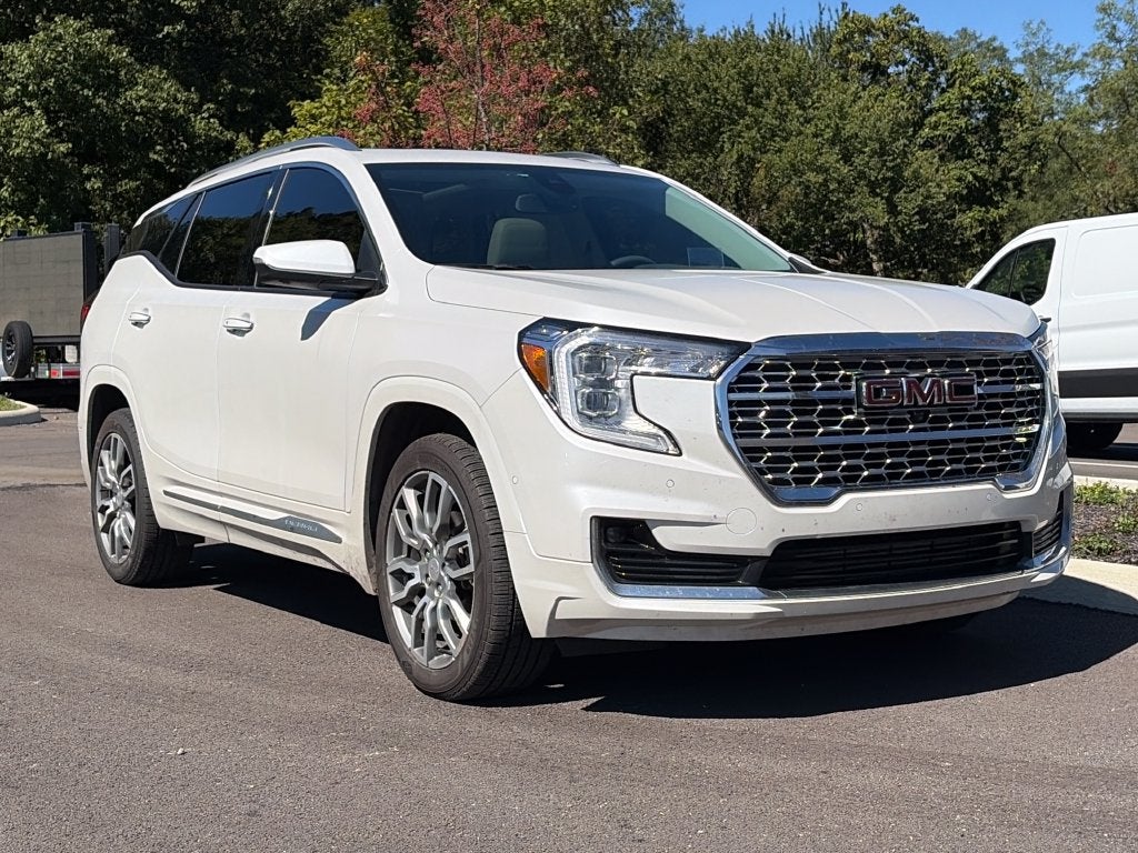 2023 GMC Terrain Denali