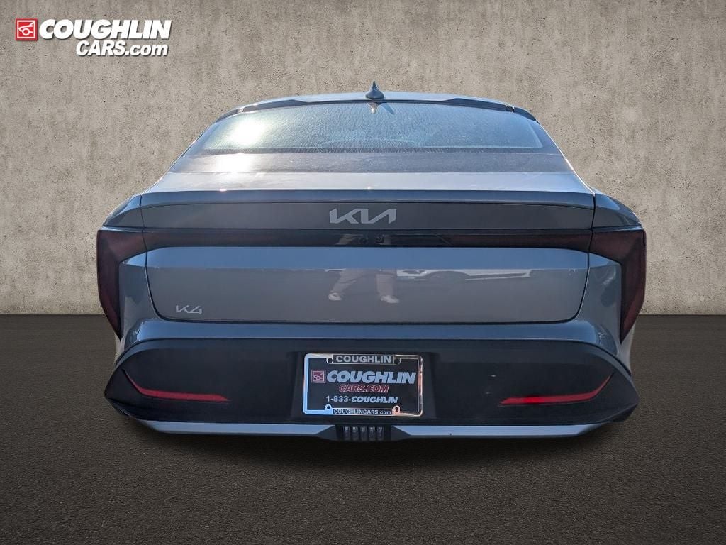 2025 Kia K4 LXS