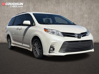 2018 Toyota Sienna XLE Premium