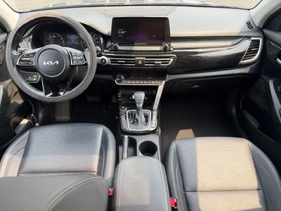 2023 Kia Seltos EX