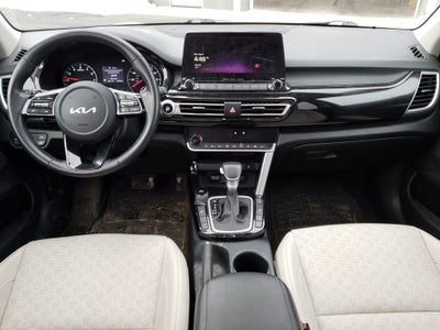 2023 Kia Seltos EX
