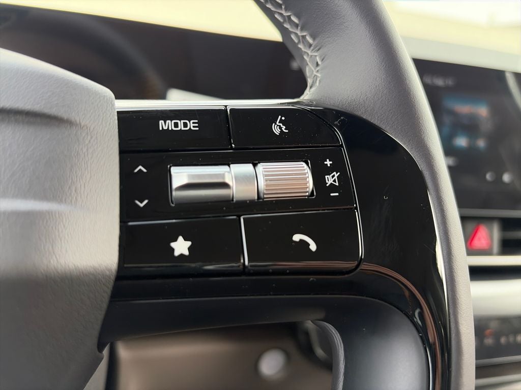 2027 Kia Carnival LXS