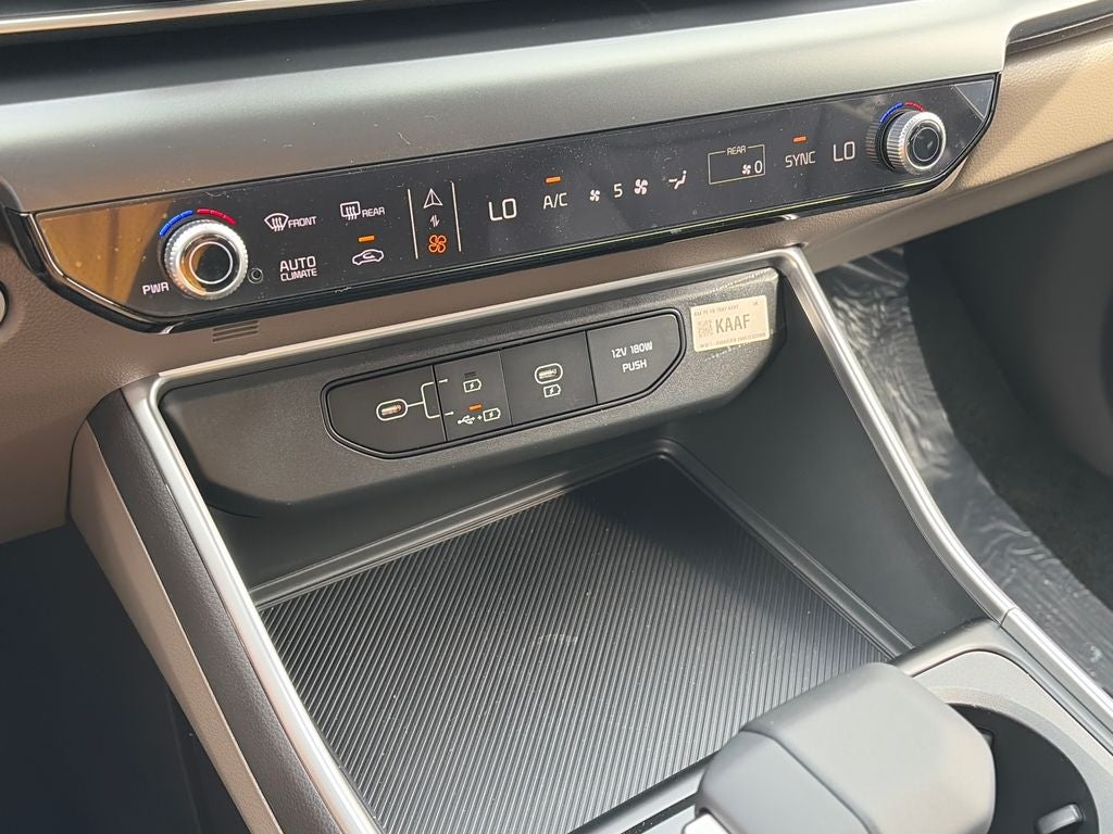 2027 Kia Carnival LXS