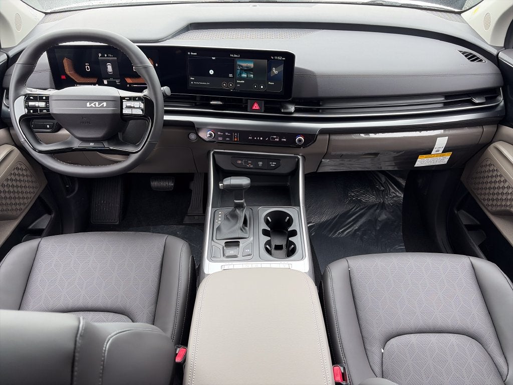2027 Kia Carnival LXS