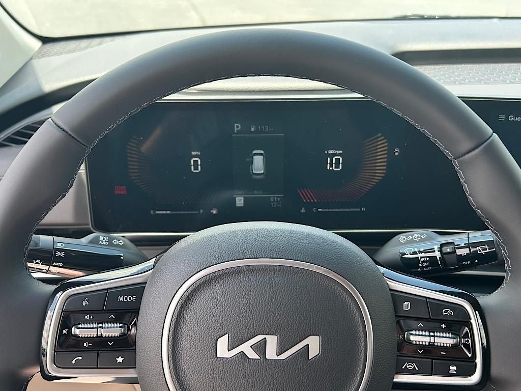 2025 Kia Carnival LXS