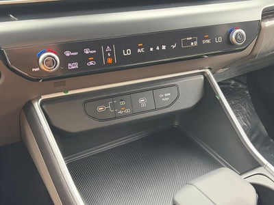 2026 Kia Carnival Base