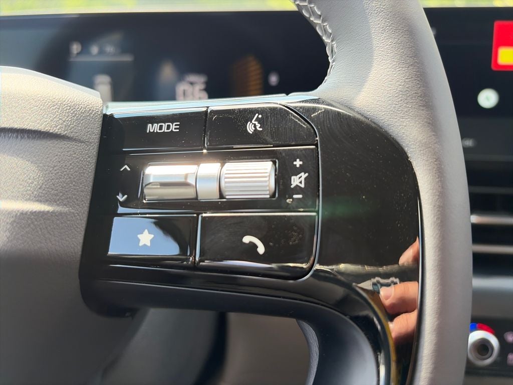 2027 Kia Carnival LXS