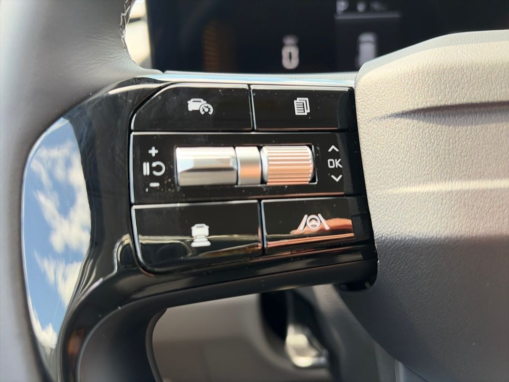 2027 Kia Carnival LXS