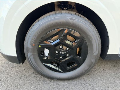 2027 Kia Carnival LXS