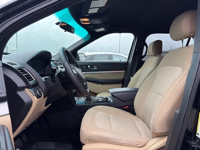2017 Ford Explorer Base