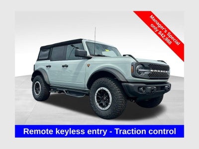 2023 Ford Bronco Base
