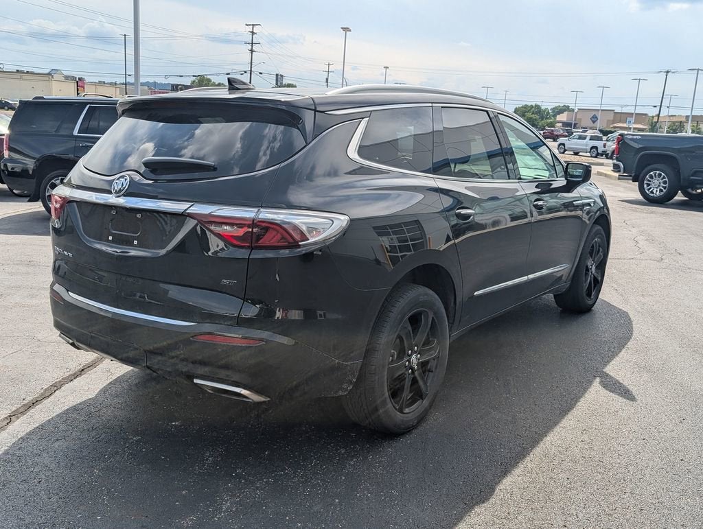 2024 Buick Enclave Essence