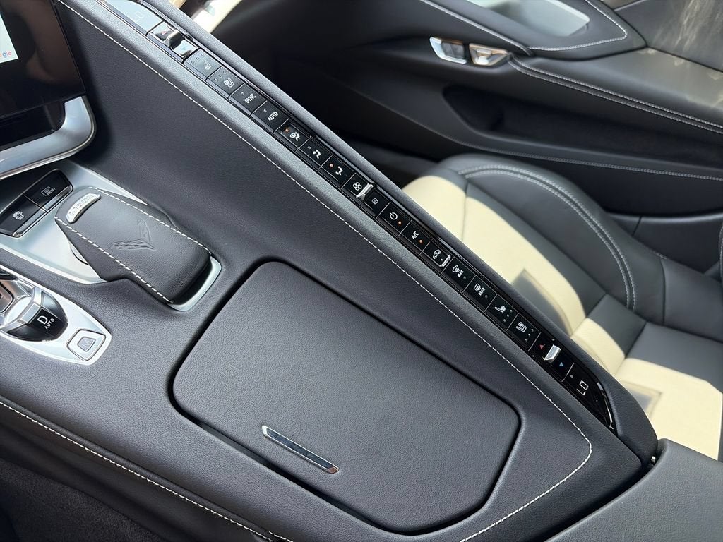 2025 Chevrolet Corvette Stingray 2LT