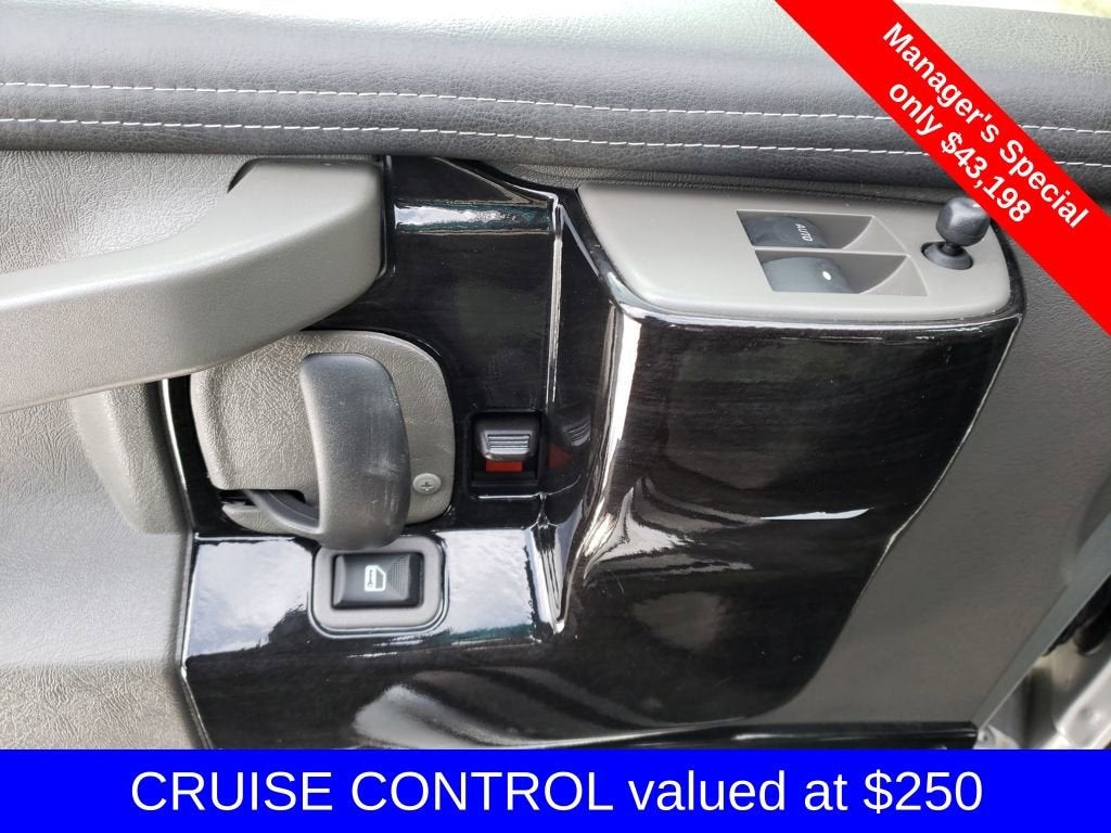 2023 Chevrolet Express Cargo 2500 WT