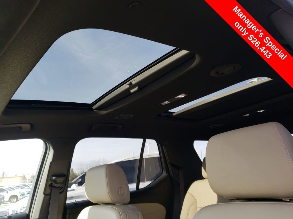 2022 Chevrolet Traverse LT Leather