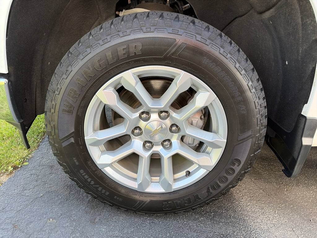 2023 Chevrolet Silverado 1500 LT (2FL)
