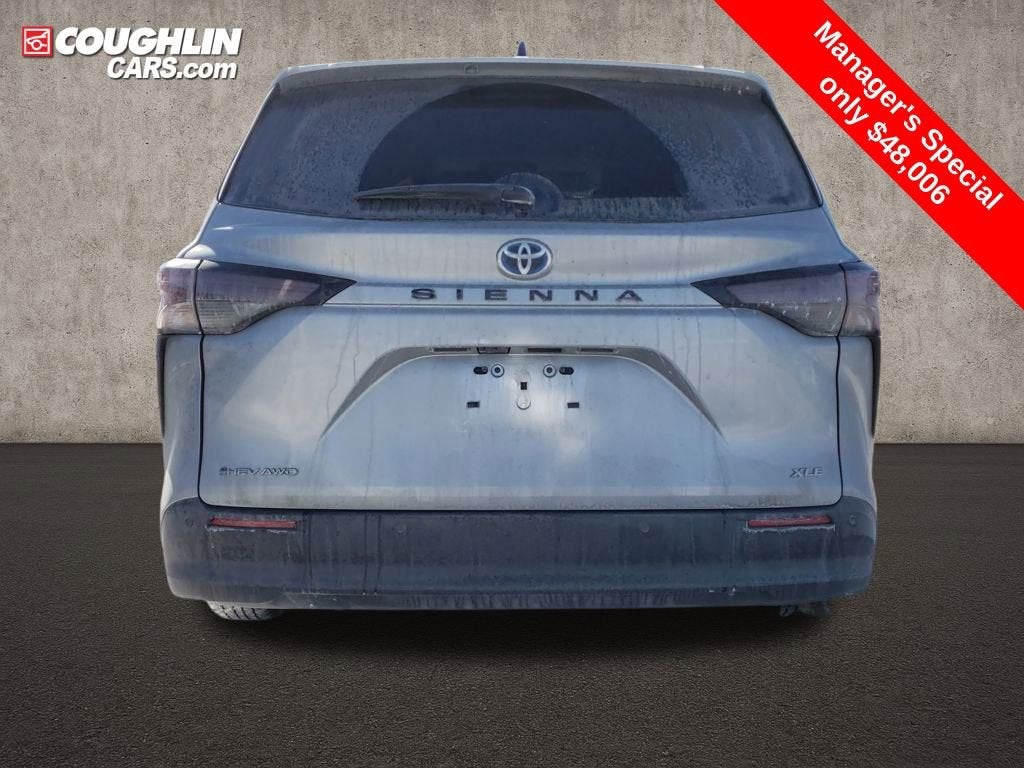 2025 Toyota Sienna XLE