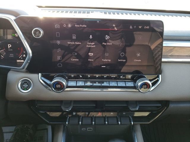 2023 GMC Canyon Denali