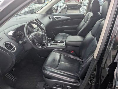 2020 Nissan Pathfinder SL