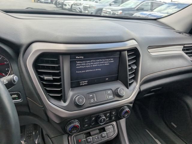 2023 GMC Acadia AT4