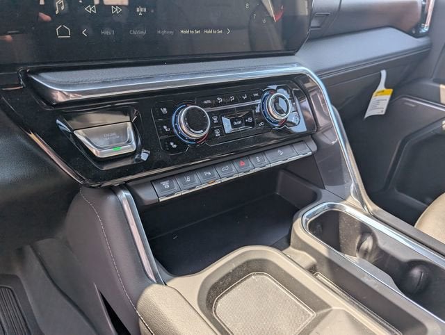 2025 GMC Sierra 3500 HD Denali